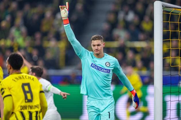 05 11 2024, Football, UEFA Champions League, Borussia Dortmund SK Sturm Graz, Matchday 4, Signal Iduna Park, Season 2024 2025 Goalkeeper Kjell Scherpen Graz 1 cheers North Rhine-Westphalia Germany