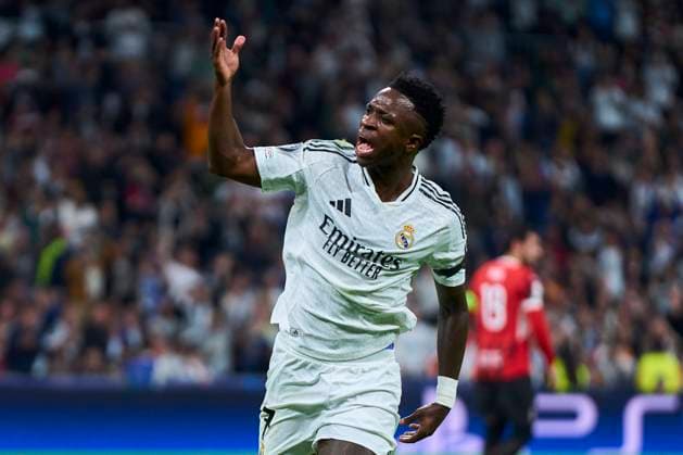 ESP: Real Madrid v AC Milan. UEFA Champions League. Date 4. 05 11 2024 Vinicius Junior of Real Madrid CF celebrates after scoring the 1-1 during the UEFA Champions League match between Real Madrid and AC Milan played at Santiago Bernabeu Stadium on November 5, 2024 in Madrid, Spain. kpng Copyright: xCesarxCebollax xPRESSINPHOTOx CCB_051124001RMACM_019A
