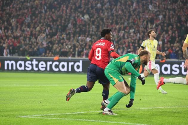 But de Jonathan DAVID (LOSC Lille) lors du match LOSC Lille vs Juventus FC, Ligue des Champions, Decathlon Arena stade Pierre Mauroy Villeneuve d Ascq, le 5 novembre 2024 - photo Laurent Sanson Panoramic FOOTBALL : LOSC Lille vs Juventus FC - Ligue des Champions - 05 11 2024 LaurentSanson Panoramic 