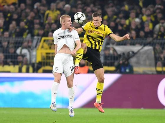 Mika Biereth SK Sturm Graz and Nico Schlotterbeck Borussia Dortmund in a duel during the UEFA Champions League 2024 25 League Phase MD4 match between Borussia Dortmund and SK Sturm Graz, SIGNAL IDUNA PARK on November 05, 2024 in Dortmund, Germany, Germany Photo by Ralf Treese DeFodi Images Mika Biereth SK Sturm Graz and Nico Schlotterbeck Borussia Dortmund in a duel during the UEFA Champions League 2024 25 League Phase MD4 match between Borussia Dortmund and SK Sturm Graz at Signal Iduna Park on November 5, 2024 in Dortmund, Germany not used in POL SRB CRO FRA GBR NED ITA USA Defodi 521 BVBGRA20241105 016 Defodi-521 not used in POL SRB CRO FRA GBR NED ITA USA