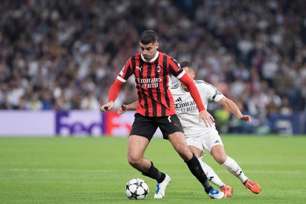 UEFA champions league - Real Madrid vs AC Milan MADRID, SPAIN - November 5: Alvaro Morata of AC Milan in action during the UEFA champions league 2024 25 match between Real Madrid and AC Milan at Santiago Bernabeu Stadium. (Photo by Guillermo Martinez) Madrid Santiago BernabÃ u Stadium Spain Copyright: xGuillermoxMartinezx