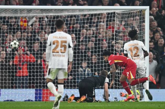 Liverpool v Bayer Leverkusen UEFA Champions League Luis Diaz of Liverpool scores the first goal during the UEFA Champions League match at Anfield, Liverpool UK Newspapers OUT Copyright: xKarlxVallantinex FIL-20882-0023