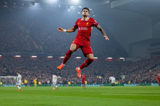 Football - UEFA Champions League - League Phase - Liverpool FC v Bayer Leverkusen LIVERPOOL, ENGLAND - Tuesday, November 5, 2024: Liverpool s Luis Diaz celebrates after scoring the opening goal during the UEFA Champions League game between Liverpool FC and Bayer Leverkusen at Anfield. (Photo by David Rawcliffe Propaganda) LIVERPOOL Anfield MERSEYSIDE ENGLAND  Copyright: xDavidxRawcliffex P2024-11-05-Liverpool_Leverkusen-41