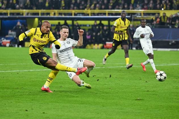05 11 2024, Football, Champions League, Matchday 4, Season 2024 2025, Borussia Dortmund Sturm Graz, Donyell Malen Borussia Dortmund scores the goal to make it 1 0 xRHR PHOTO TKx Copyright: RHR-FOTOx RHR-FOTO TK