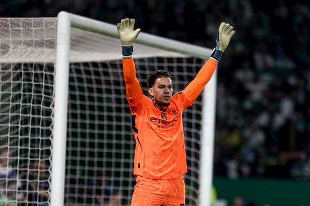 Ederson goalkeeper of Manchester City during the UEFA Champions League 2024 25 League Phase MD4 match between Sporting Clube de Portugal and Manchester City at Estadio Jose Alvalade on November 05, 2024 in Lisbon, Portugal. UEFA Champions League - Sporting CP vs Manchester City (Valter Gouveia SPP) Copyright: xValterxGouveia SPPx spp-en-VaGo-VG_L1550