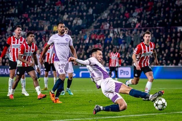 Girona FC defender Arnau Martinez, during the match PSV Girona at the Philips stadium for the UEFA Champions League League phase Matchday 4 season 2024 2025 in EINDHOVEN, Netherlands on 5 november 2024, photo by Marcel van Dorst EYE4images DeFodi Images not used in POL SRB CRO FRA GBR NED ITA USA Defodi 746 198211 Defodi-746 not used in POL SRB CRO FRA GBR NED ITA USA