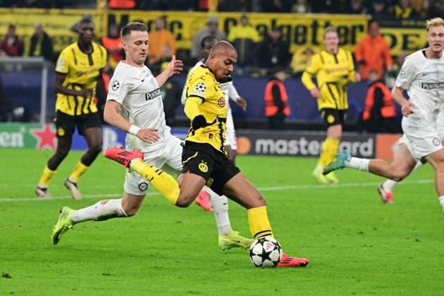 Goal for 1 0 by Donyell Malen 21 Borussia Dortmund , Borussia Dortmund vs SK Sturm Graz, Soccer, Champions League, Matchday 1 4, 05 11 2024 Dortmund Nordrhein Westfalen Germany Copyright: xkolbert-press MarcxNiemeyerx