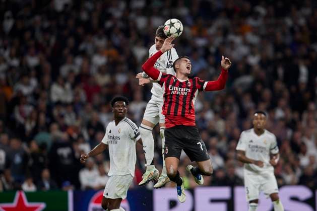 November 5, 2024, Madrid, Madrid, Spain: Fede Valverde of Real Madrid CF and Alvaro Morata of AC Milan during the UEFA Champions League football match between Real Madrid CF and AC Milan at Santiago Bernabeu Stadium in Madrid, Spain, November 5, 2024 Madrid Spain - ZUMAa206 20241105_zsp_a206_012 Copyright: xRubenxAlbarranx