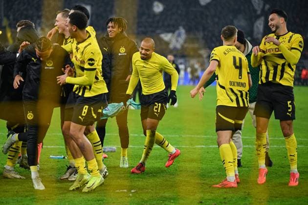 05 11 2024, Football, Champions League, Matchday 4, Season 2024 2025, Borussia Dortmund Sturm Graz, Donyell Malen Borussia Dortmund , Nico Schlotterbeck Borussia Dortmund , Ramy Bensebaini Borussia Dortmund xRHR PHOTO TKx Copyright: RHR-FOTOx RHR-FOTO TK