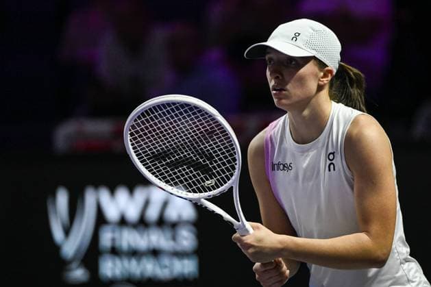 WTA, Tennis Damen Finals 2024 - Day 4 RIYADH, SAUDI ARABIA - NOVEMBER 05: Iga Swiatek of Poland during her match against Coco Gauff of USA, on day 4 of the 2024 WTA Finals, part of the Hologic WTA Tour, held at King Saud University Indoor Arena on November 05, 2024, in Riyadh, Saudi Arabia. Riyadh Saudi Arabia  Copyright: xArturxWidakx originalFilename:widak-wtafinal241105_nppoh.jpg