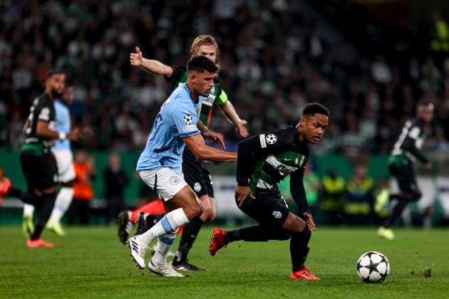 Geny Catamo midfielder of Sporting CP battle for the ball with Matheus Nunes midfielder of Manchester City during the UEFA Champions League 2024 25 League Phase MD4 match between Sporting Clube de Portugal and Manchester City at Estadio Jose Alvalade on November 05, 2024 in Lisbon, Portugal. UEFA Champions League - Sporting CP vs Manchester City (Valter Gouveia SPP) Copyright: xValterxGouveia SPPx spp-en-VaGo-VG_L1633
