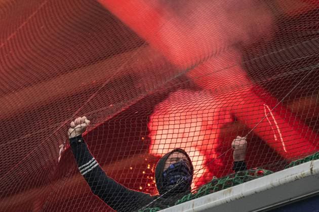 Dinamo Zagreb fan pyroshow during UEFA Champions league match, SK Slovan Bratislava - GNK Dinamo Zagreb , 05. november 2024, Tehelne pole Stadium, Bratislava, Slovakia Copyright: xMICHALxFAJT,ZOSPORTU.SKx DSC_4969