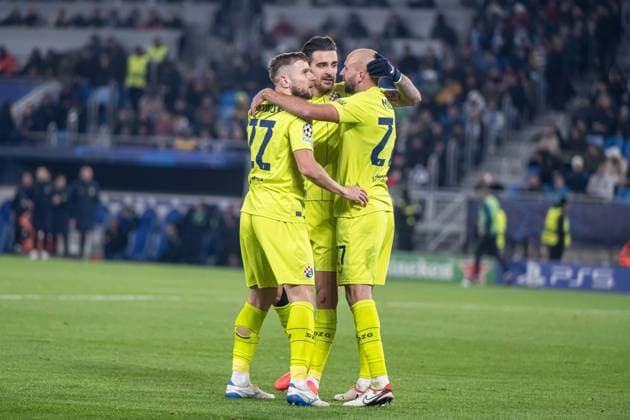 Dinamo Zagreb players a goal celebrate during UEFA Champions league match, SK Slovan Bratislava - GNK Dinamo Zagreb , 05. november 2024, Tehelne pole Stadium, Bratislava, Slovakia Copyright: xMICHALxFAJT,ZOSPORTU.SKx FAJ_4403