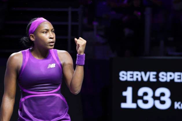 (241106) -- RIYADH, Nov. 6, 2024 -- Coco Gauff of the United States reacts during the round robin match against Iga Swiatek of Poland at WTA, Tennis Damen Finals tennis tournament in Riyadh, Saudi Arabia, Nov. 5, 2024. ) (SP)SAUDI ARABIA-RIYADH-TENNIS-WTA FINALS-DAY 4 LuoxChen 