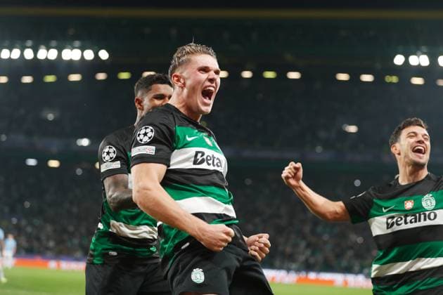 Viktor Gyokeres (SportingCP), NOVEMBER 5, 2024 - Football Soccer : Gyokeres celebrate after his goal during UEFA Champions League League phase match day 4 between Sporting Clube de Portugal 4-1 Manchester City at the Estadio Jose Alvalade in Lisbon, Portugal. Noxthirdxpartyxsales  (272403002)