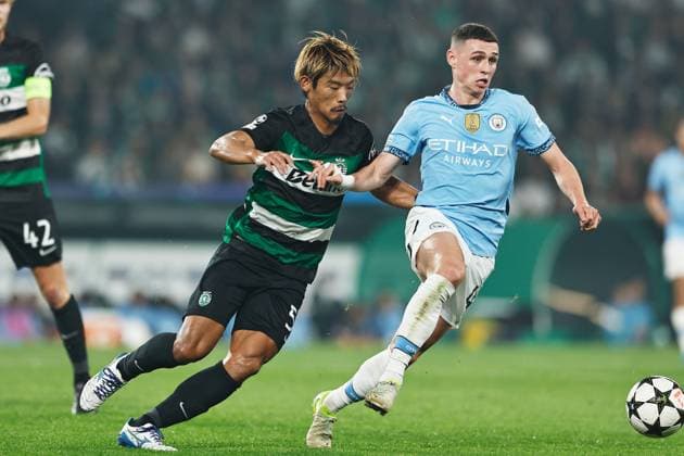 (L-R) Hidemasa Morita (SportingCP), Phil Foden (ManC), NOVEMBER 5, 2024 - Football Soccer : UEFA Champions League League phase match day 4 between Sporting Clube de Portugal 4-1 Manchester City at the Estadio Jose Alvalade in Lisbon, Portugal. Noxthirdxpartyxsales  (272403239)