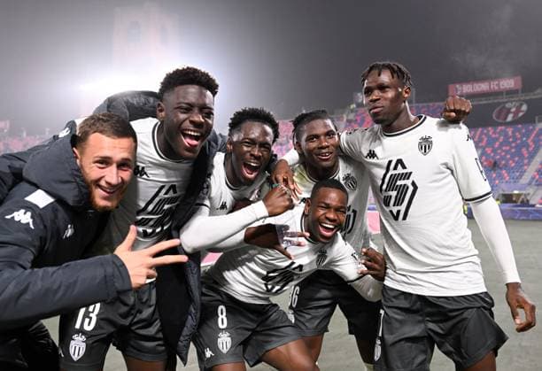 (241106) -- BOLOGNA, Nov. 6, 2024 -- Monaco s players celebrate at the end of the UEFA Champions League between Bologna and Monaco in Bologna, Italy, Nov. 5, 2024. (Photo by Xinhua) (SP)ITALY-BOLOGNA-FOOTBALL-UEFA CHAMPIONS LEAGUE-BOLOGNA VS MONACO AugustoxCasasoli 