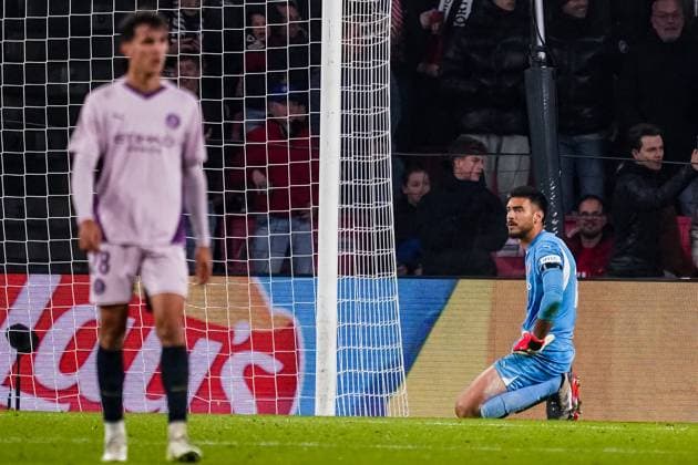 EINDHOVEN, NETHERLANDS - NOVEMBER 5: Girona FC goalkeeper Paulo Gazzaniga looks dejected during the UEFA Champions League 2024 25 League Phase MD4 match between PSV Eindhoven and Girona FC at PSV Stadion on November 5, 2024 in Eindhoven, Netherlands. (Photo by Rene Nijhuis) SOC  Copyright: xRenexNijhuis