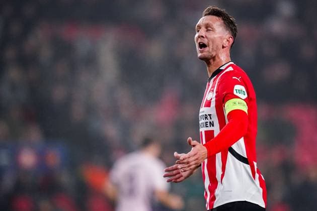 EINDHOVEN, NETHERLANDS - NOVEMBER 5: Luuk de Jong of PSV reacts during the UEFA Champions League 2024 25 League Phase MD4 match between PSV Eindhoven and Girona FC at PSV Stadion on November 5, 2024 in Eindhoven, Netherlands. (Photo by Rene Nijhuis) SOC  Copyright: xRenexNijhuis