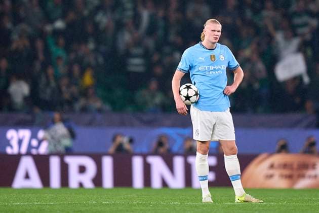 Sporting Clube de Portugal v Manchester City - UEFA Champions League 2024 25 League Phase MD4 Erling Haaland of Manchester City reacts after Viktor Gyokeres of Sporting CP scores his team s first goal during the UEFA Champions League match between Sporting CP and Manchester City at Jose Alvalade Stadium in Lisbon, Portugal, on November 5, 2024. Lisbon, Portugal Lisbon Portugal  Copyright: xJosexManuelxAlvarezxReyx originalFilename:alvarezrey-notitle241105_npBP7.jpg