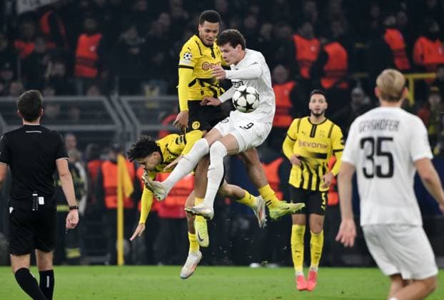 v li , Ayman Azhil BVB , Felix Nmecha Borussia Dortmund , Erencan Yardimci Sturm Graz , Erencan YardÄ±mcÄ± 05 11 2024, Football UEFA Champions League 2024 25, Matchday 4 Borussia Dortmund SK Sturm Graz 1 0 Dortmund Signal Iduna Park Nordrhein Westfalen Germany Team2