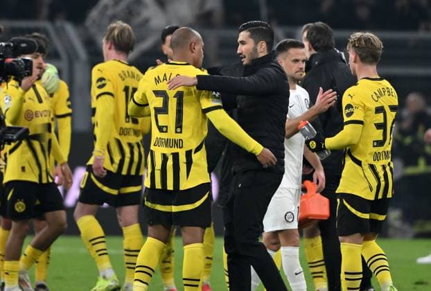 Coach Nuri Sahin Borussia Dortmund , re , with Donyell Malen Borussia Dortmund 05 11 2024, Football UEFA Champions League 2024 25, Matchday 4 Borussia Dortmund SK Sturm Graz 1 0 Dortmund Signal Iduna Park Nordrhein Westfalen Germany Team2