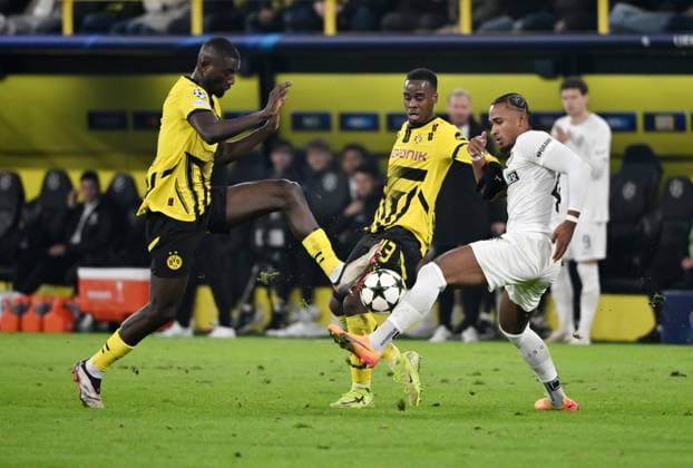 v li , Serhou Guirassy Borussia Dortmund , Jamie Gittens Borussia Dortmund , Emanuel Aiwu Sturm Graz 05 11 2024, Football UEFA Champions League 2024 25, Matchday 4 Borussia Dortmund SK Sturm Graz 1 0 Dortmund Signal Iduna Park Nordrhein Westfalen Germany Team2