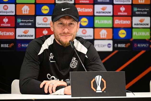 Media activities Royale Union Saint-Gilloise - UEFA Europa League BRUSSEL, BELGIUM - NOVEMBER 06 : Pocognoli Sebastien head coach of Royale Union Saint-Gilloise pictured during a press conference, PK, Pressekonferenz prior the UEFA Europa League phase match between Royale Union Saint-Gilloise and AS Roma on November 6, 2024 in Brussel, Belgium, 06 11 2024 Brussel Belgium  Copyright: xPeterxDexVoechtx