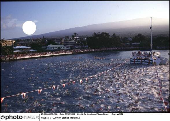 Archivbilder der Woche SPORT KW45 LUC VAN LIERDE IRON MAN HAWAI  Copyright: xDexKetelaerex LUC VAN LIERDE 6