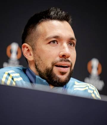 AMSTERDAM - Ajax coach Francesco Farioli during the press conference, PK, Pressekonferenz prior to the Europa League match against Maccabi Tel Aviv at the Johan Cruijff ArenA on Nov. 6, 2024 in Amsterdam, Netherlands. ANP ROBIN VAN LONKHUIJSEN UEFA Europa League 2024 25 xVIxANPxSportx xxANPxIVx 512823899 originalFilename: 512823899.jpg