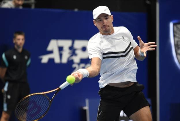 DUSAN LAJOVIC vs FABIAN MAROZSAN DUSAN LAJOVIC, tennis player of Serbia, at Belgrade Open ATP, Tennis Herren match, ageinst FABIAN MAROZSAN of Hungary, at Belgrade arena. Belgrade, 06.11.2024. foto: Nebojsa Parausic MN Press TENNIS, BELGRADE OPEN, ATP Belgrade Belgrade Arena Serbia Copyright: xNebojsaxParausicx xMNxPressx