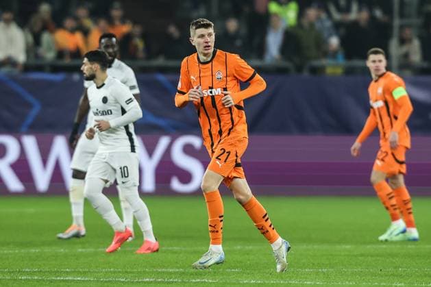 Sport, Football, UEFA Champions League Season 2024 2025 League Phase 4 Matchday FC Shakhtar Donetsk BSC Young Boys 06 11 2024, Arena AufSchalke Artem Bondarenko FC Shakhtar, 21 Gelsenkirchen Arena AufSchalke VELTINS Arena Nordrhein Westfahlen Germany