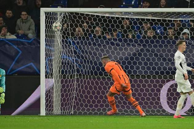 Goal for 1 1 by Oleksandr Zubkov Donetsk , Shakhtar Donetsk vs Young Boys Bern Soccer, Champions League, Matchday 4, 06 11 2024 Gelsenkirchen Nordrhein Westfalen Germany Copyright: xkolbert-press MarcxNiemeyerx