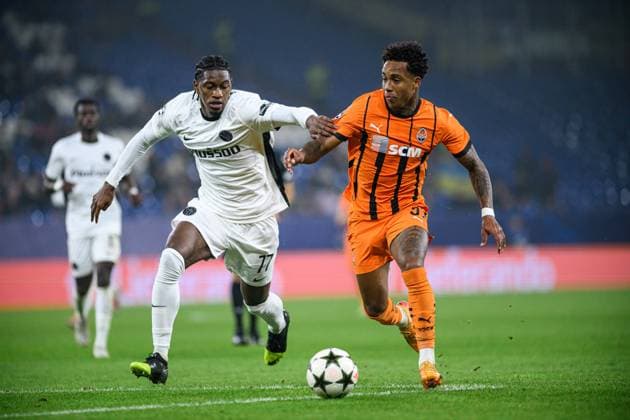 GELSENKIRCHEN, GERMANY - 6 NOVEMBER, 2024: The UEFA Champions League football match between FC Shakhtar Donetsk and BSC Young Boys at Veltins Arena  Copyright: xVitaliixKliuievx