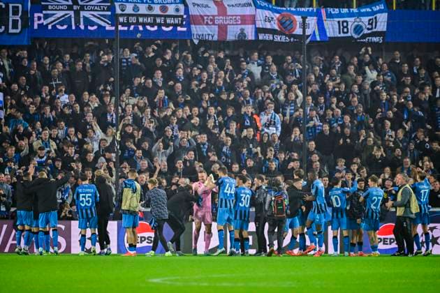 Club Brugge v Aston Villa - UEFA Champions League BRUGGE, BELGIUM - NOVEMBER 06 : Players of Club Brugge celebrating with fans during the UEFA Champions League phase matchday 4 between Club Brugge and Aston Villa on November 6, 2024 in Brugge, Belgium, 06 11 2024 Brugge Belgium  Copyright: xPeterxDexVoechtx