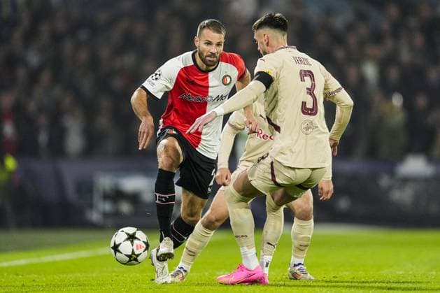 UEFA Champions League: Feyenoord v FC Red Bull Salzburg Rotterdam - Bart Nieuwkoop of Feyenoord, Aleksa Terzic of RB Salzburg during the fourth round of the new format of The Champions League 2024 2025. The match is set between Feyenoord and FC Red Bull Salzburg at Stadion Feijenoord De Kuip on 6 November 2024 in Rotterdam, The Netherlands. Copyright: xTomxBodex