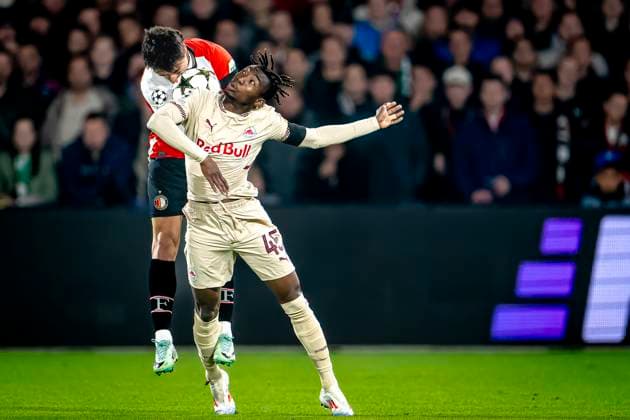 Red Bull Salzburg forwarder Dorgeles Nene, Feyenoord Rotterdam defender Hugo Bueno, during the match Feyenoord Salzburg at the Feyenoord stadium De Kuip for the UEFA Champions League phase Matchday 4 season 2024 2025 in ROTTERDAM, Netherlands on 6 november 2024, photo by Marcel van Dorst EYE4images DeFodi Images not used in POL SRB CRO FRA GBR NED ITA USA Defodi 746 198366 Defodi-746 not used in POL SRB CRO FRA GBR NED ITA USA