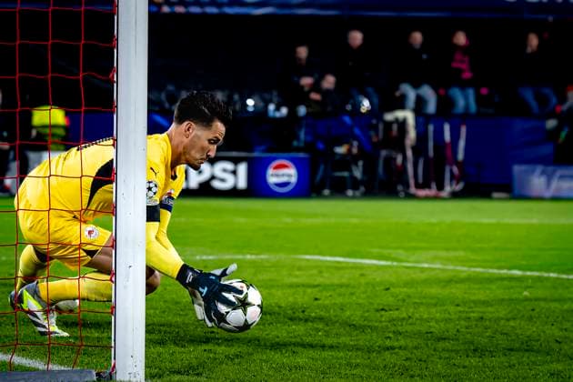 Red Bull Salzburg goalkeeper Janis Blaswich, during the match Feyenoord Salzburg at the Feyenoord stadium De Kuip for the UEFA Champions League League phase Matchday 4 season 2024 2025 in ROTTERDAM, Netherlands on 6 november 2024, photo by Marcel van Dorst EYE4images DeFodi Images not used in POL SRB CRO FRA GBR NED ITA USA Defodi 746 198369 Defodi-746 not used in POL SRB CRO FRA GBR NED ITA USA