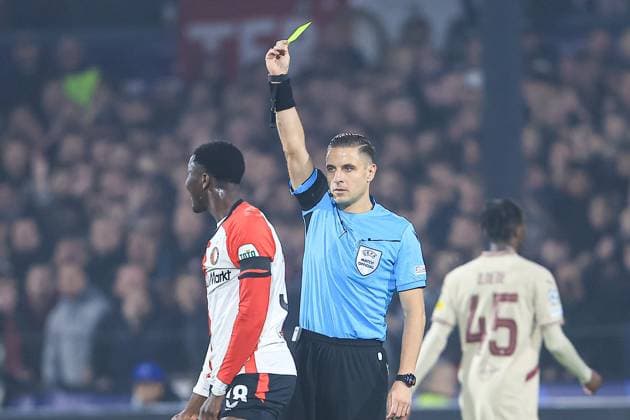ROTTERDAM, 6-11-2024, Stadium de Kuip, Champions League, 2024 2025, Feyenoord - Red Bull Salzburg, Feyenoord player Ibrahim Osman, Scheidsrechter Donatas Rumsas Feyenoord - RB Salzburg  x26683083x Copyright: