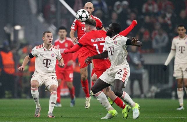 Kimmich - Aktürkoglu - Upamecano , UEFA Champions League FC Bayern München-Benfica Lissabon, Fußball in der Allianz Arena Stadion , München , Bayern, Deutschland . November 06, 2024 . Photo by: Davide Elias Ipa Photo Pressefoto DENL Copyright: xDavidexEliasx