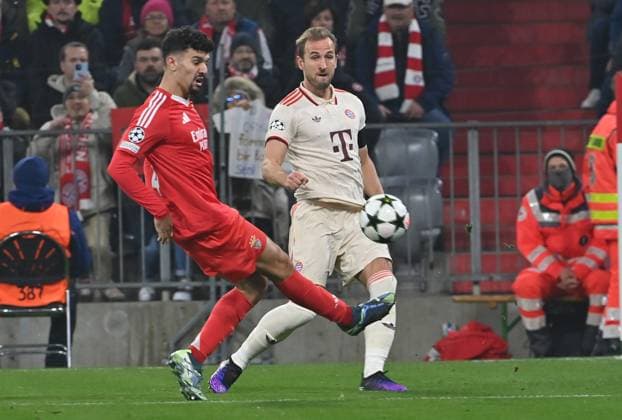 06 11 2024, xjrdrx, Football UEFA Champions League, FC Bayern Muenchen Benfica Lisbon emspor, v l Harry Kane FC Bayern Muenchen DFL DFB REGULATIONS PROHIBIT ANY USE OF PHOTOGRAPHS as IMAGE SEQUENCES and or QUASI VIDEO Muenchen