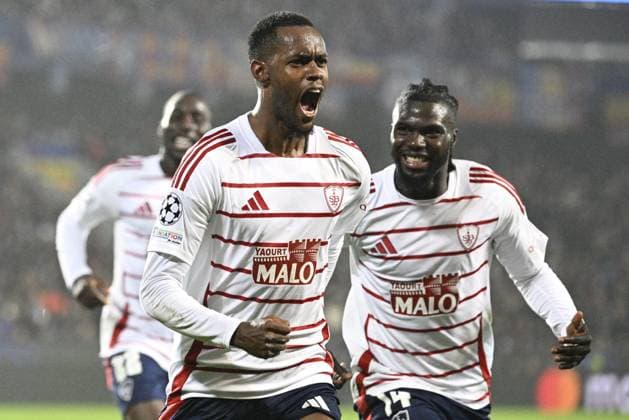 Edimilson Fernandes of Brest (left) celebrates first goal with soccer players of Brest during the Football Champions League 4th round match Sparta Prague vs Stade Brestois in Prague, Czech Republic, November 6, 2024. (CTKxPhoto MichalxKamaryt) CTKPhotoP2024110612290  CTKPhotoP2024110612290