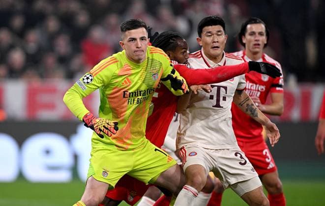 FOOTBALL CHAMPIONS LEAGUE SEASON 2024 2025 Preliminary Round 4 Matchday FC Bayern Muenchen Benfica Lisbon 06 11 2024 Goalkeeper Anatoliy Trubin left, Benfica Lisbon vs Renato Sanches center, Benfica Lisbon vs Min Jae Kim right, FC Bayern Muenchen