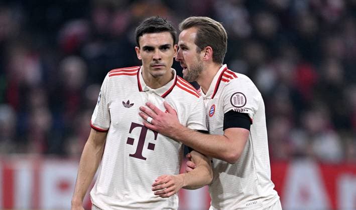 FOOTBALL CHAMPIONS LEAGUE SEASON 2024 2025 Preliminary Round 4 Matchday FC Bayern Muenchen Benfica Lisbon 06 11 2024 Joao Palhinha left, FC Bayern Muenchen with Harry Kane right, FC Bayern Muenchen