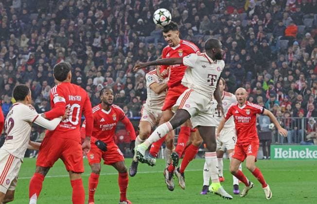 2 Dayot Upamecano FCB vs 44 Tomas Araujo Benfica duel Football FC Bayern Munich SL Benfica Lisbon UEFA Champions League 06 11 2024 Allianz Arena PHOTO Mladen Lackovic LakoPress