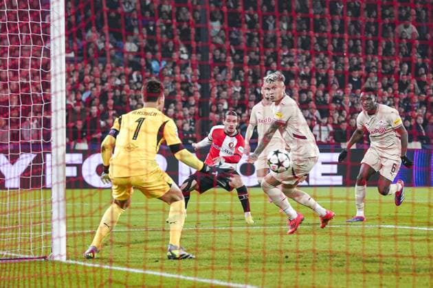 ROTTERDAM, 6-11-2024, Stadium Feijenoord de Kuip, Champions League, 2024 2025, Feyenoord - Red Bull Salzburg, Feyenoord player Anis Hadj-Moussa scores the 1-2 Feyenoord - RB Salzburg  x26683897x Copyright: