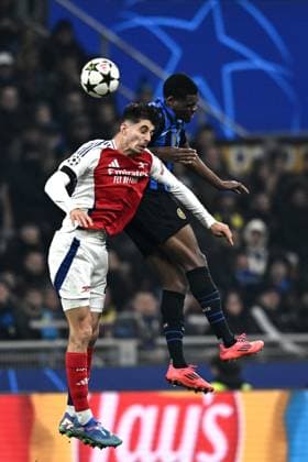 Db Milano 06 11 2024 - Champions League Inter-Arsenal foto Daniele Buffa Image nella foto: Denzel Justus Dumfries-Kai Havertz 
