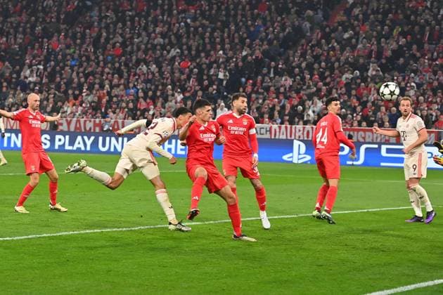 Goal Jamal MUSIALA Bayern Muenchen to 1 0,Action,Header Soccer Champions League League Phase, FC Bayern Muenchen Benfica Lisbon on 06 11 2024, A L L I A N Z A R E N A