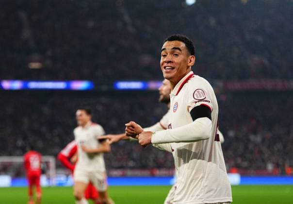 November 06 2024: Jamal Musiala of Bayern Munich celebrates the teams first goal during a Champions League Round 4 game, Bayern Munich versus Benfica, at Allianz Areana, Munich, Germany. CSM Munich Germany - ZUMAc04_ 20241106_zma_c04_037 Copyright: xUlrikxPedersenx