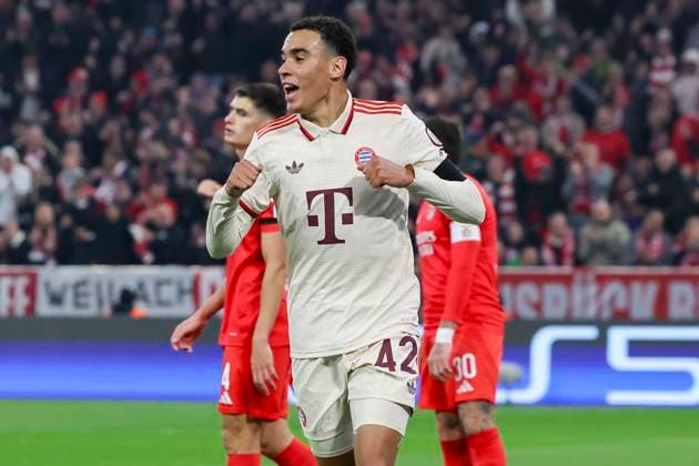 Jamal Musiala FC Bayern Muenchen celebrates his goal for 1 0, UEFA Champions League 2024 25 League Phase MD4, FC Bayern München v SL Benfica, Allianz Arena, November 06, 2024 in Munich, Germany Photo by Marco Steinbrenner DeFodi Images Jamal Musiala FC Bayern Muenchen celebrates after scoring his teams first goal, UEFA Champions League 2024 25 League Phase MD4, FC Bayern München v SL Benfica, Allianz Arena, November 6, 2024 in Munich, Germany Photo by Marco Steinbrenner DeFodi Images not used in POL SRB CRO FRA GBR NED ITA USA Defodi 700 muenchen lisbon 20241106 062 Defodi-700 not used in POL SRB CRO FRA GBR NED ITA USA
